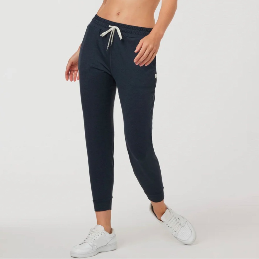 Brand New Vuori Performance Jogger - no tags